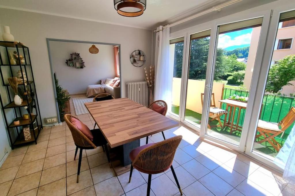 Appartement Cosy Entre Lac Et Montagne Thonon-les-Bains Exterior photo